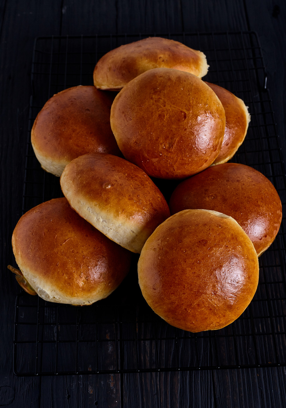 Perfect Hamburger Rolls easy to make step-by-step recipe