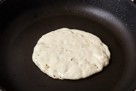 Cook until you’ll see small air bubbles on the surface for pancakes with a strawberry sauce + dry mixture recipe