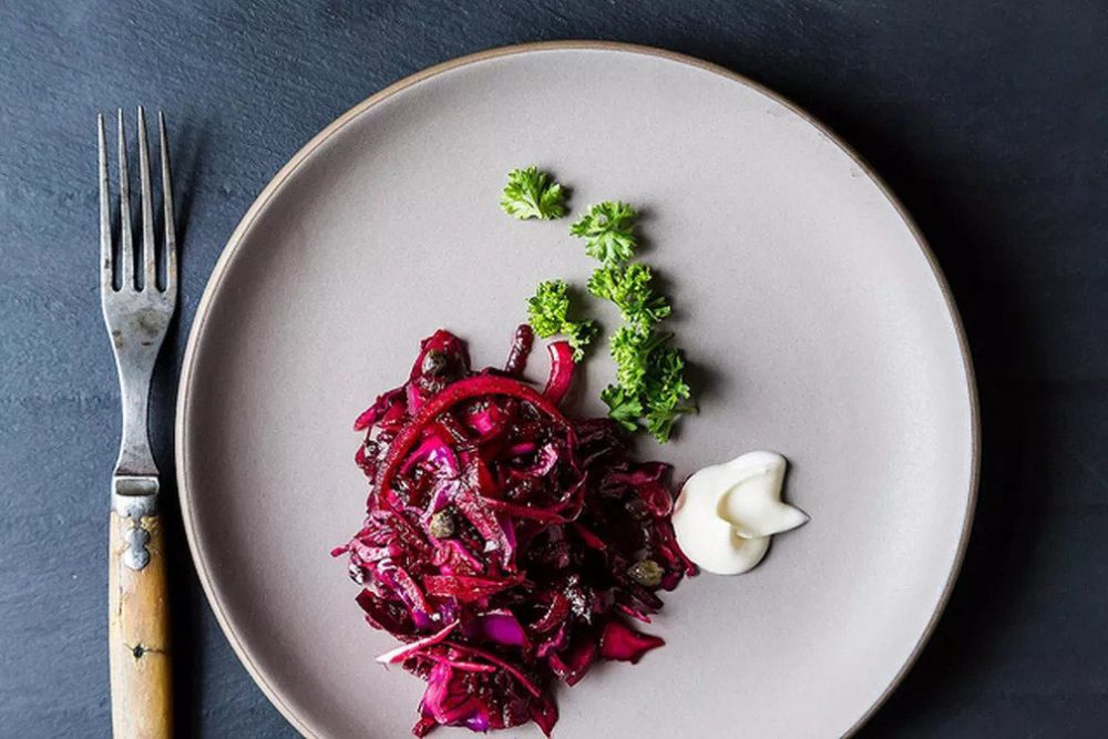 #1 Красный салат Фергуса Хендриксона- Рецепт от Food52' -  23 идеи того, что приготовить из красной капусты