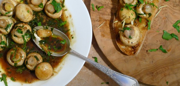 #7 Champignons roasted with garlic - Рецепт от Vsyasol | 10 champignons recipe ideas