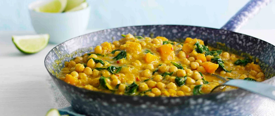 #26 26. Coconut curry with chickpeas. 