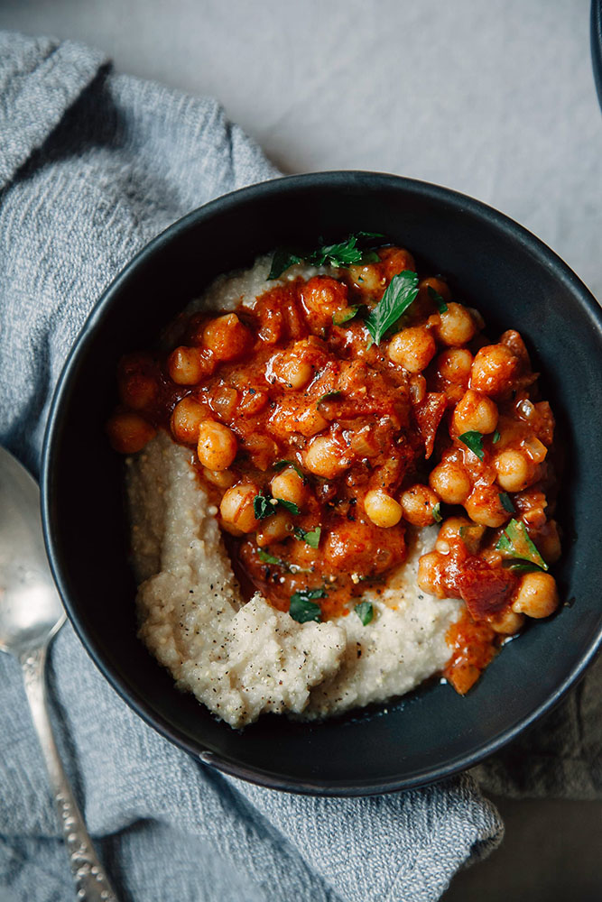 #27  Spicy chickpeas with tomatoes and coconut.