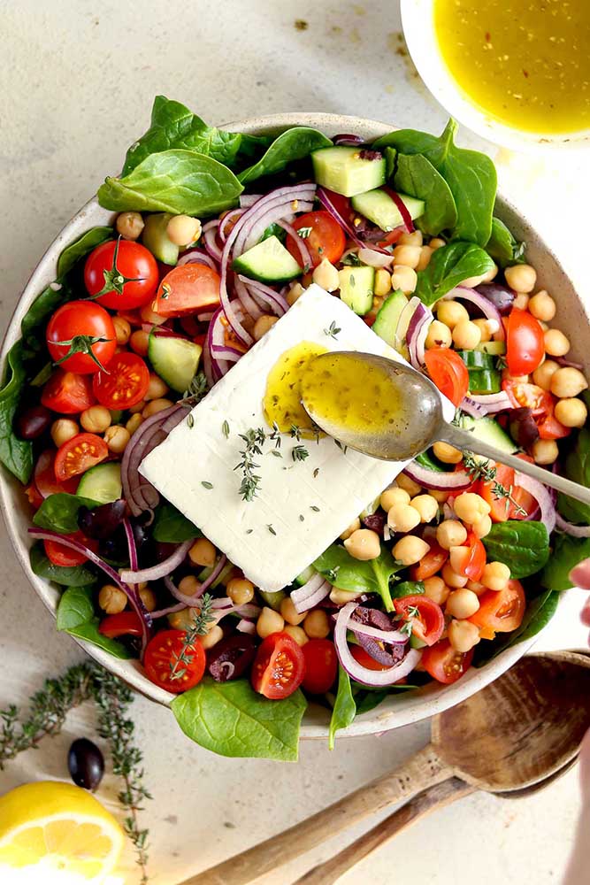 #9 Greek salad with chickpeas and spinach.