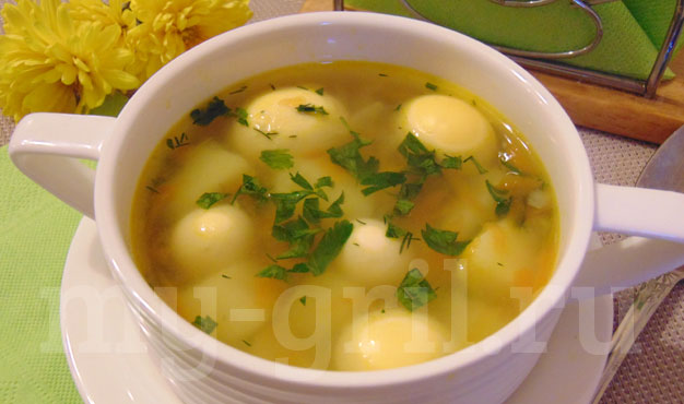 #18 Куриный суп с яичными желтками