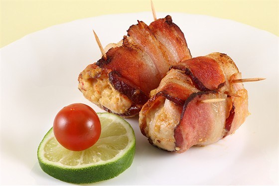 #14. Chicken breast, bacon and pesto rolls