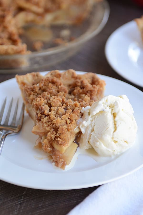 #3 Light apple pie with crumble