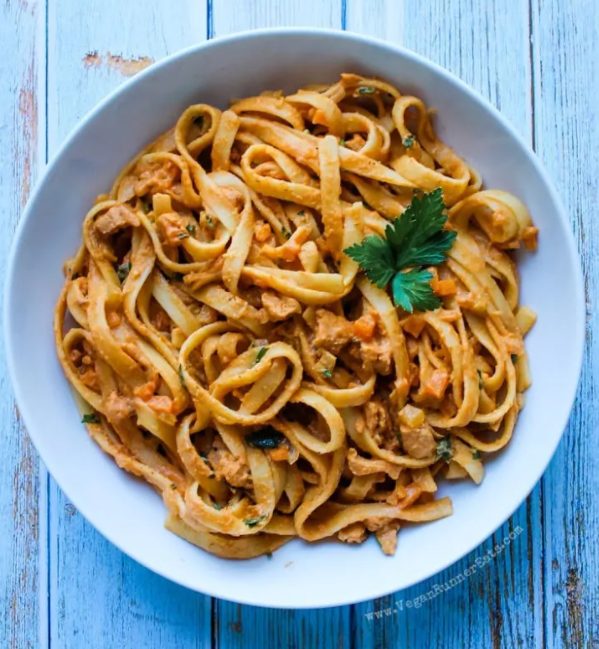 #5. Vegan Bolognese pasta with soy curls