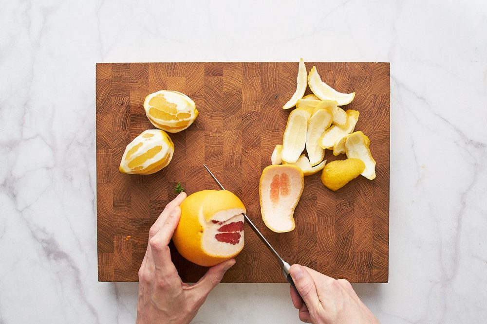 Cut the peel off the grapefruit