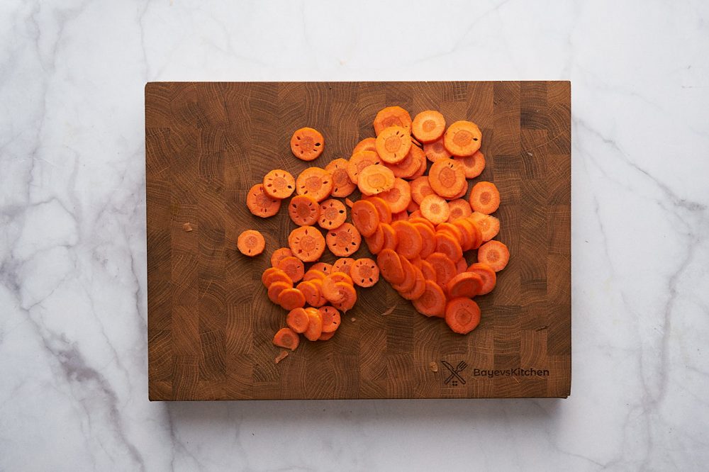 Thinly sliced carrots