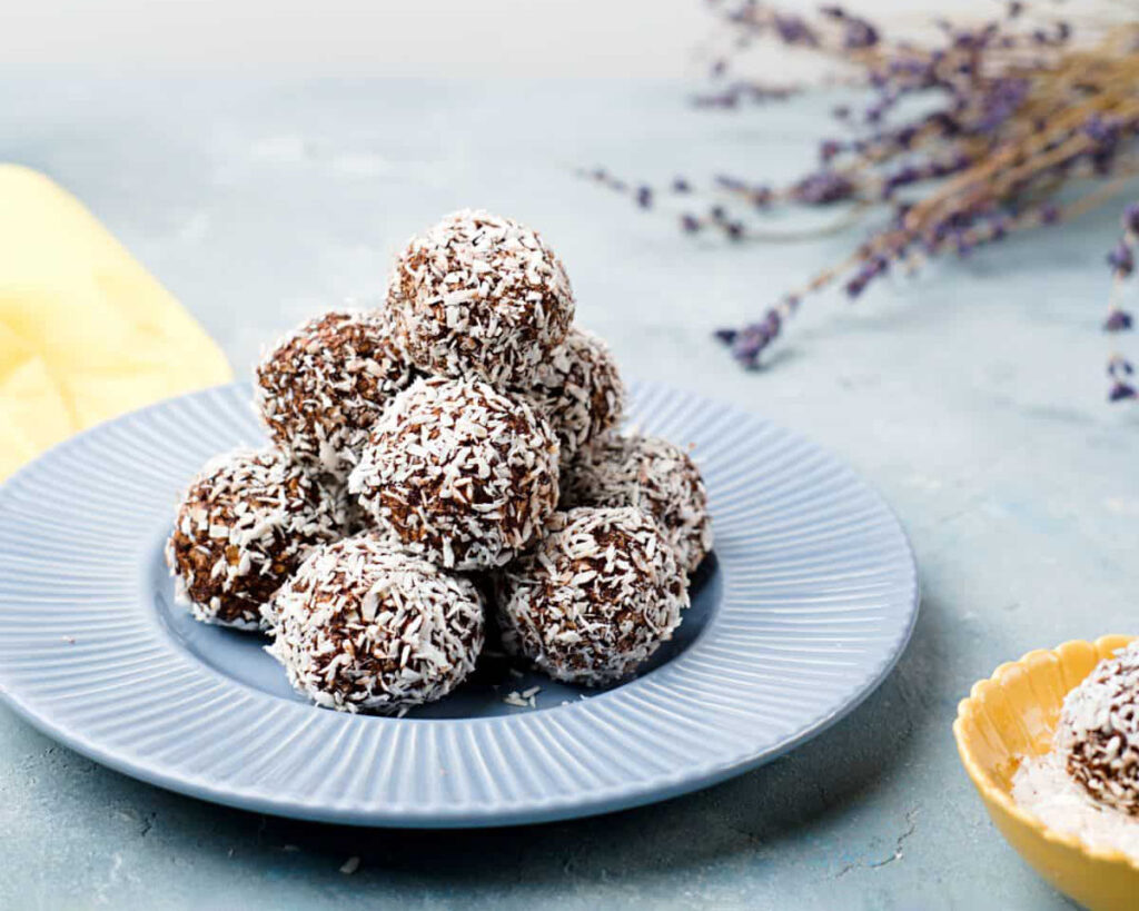 Kokosbollar (Swedish Chocolate Balls)