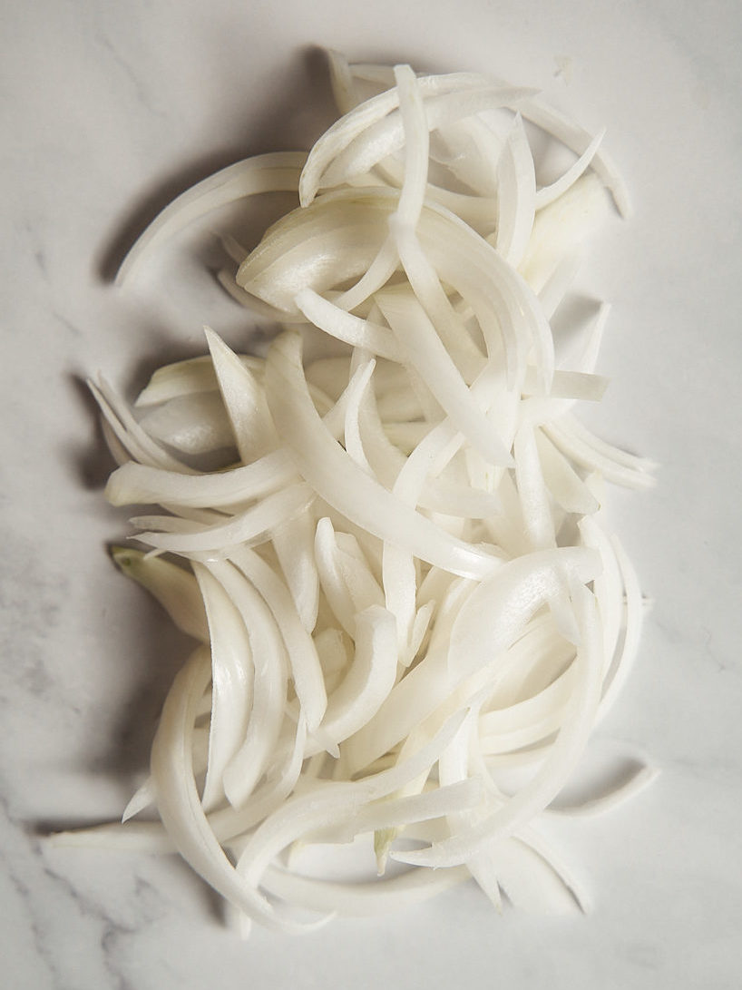 Julienne/vertical sliced onions